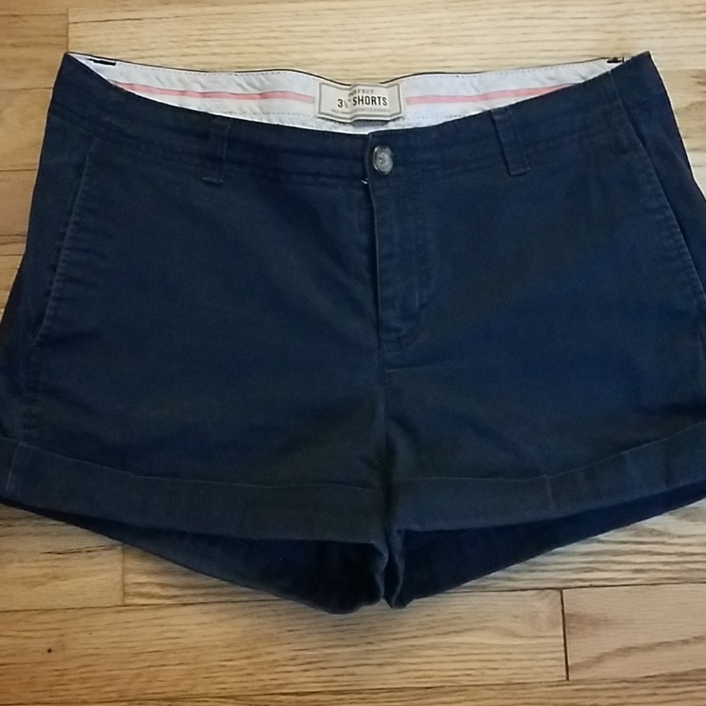Old Navy "Perfect" 3 1/2" Navy Shorts
